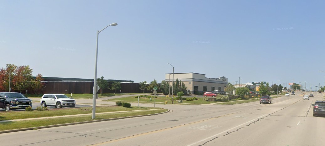 Turn left onto Parkway Dr