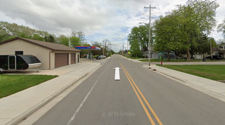 Head toward N 1st St